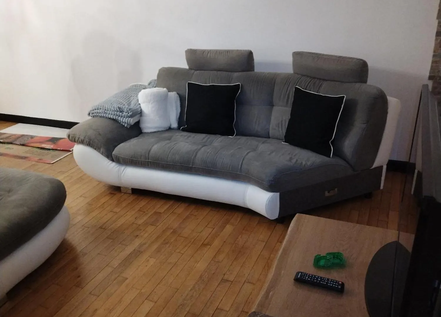 別荘 Location Maison De Vacances 2 A 6Personnes Bagnac Sur Cele Proche De Figeac フランス